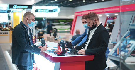 visitors at the stands_automechanika_astana.jpg